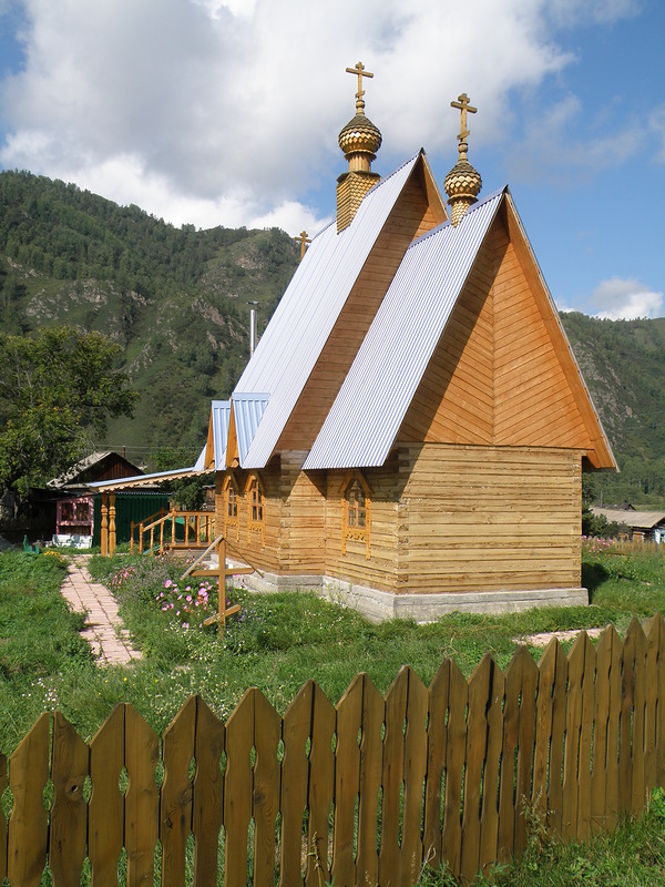 Церковь в селе Мыюта