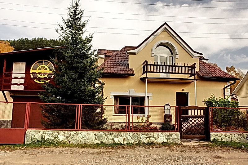 Сеть мини гостиниц (Горно-Алтайск)