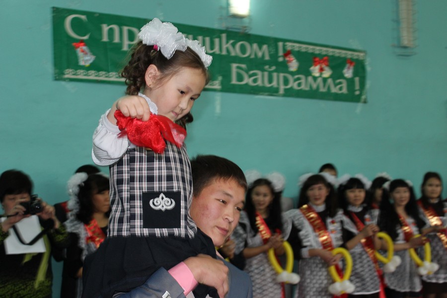 Сегодня во всех школах Горно-Алтайска прозвучал последний звонок