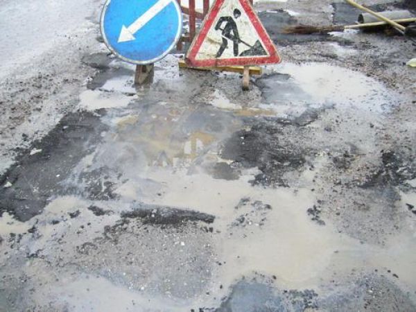 Как ремонтируют дороги Горно-Алтайска